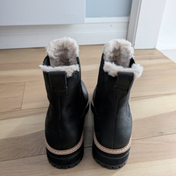 TOMS Bennet Black Faux Fur Water Resistant Leather Boot (Size W's 8, no box) - Picture 6 of 7